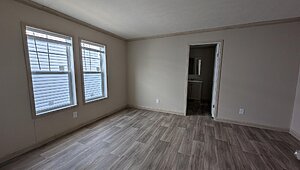 Country Manor / 16763M Interior 83645
