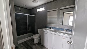 Economy / 16763Z Interior 83654