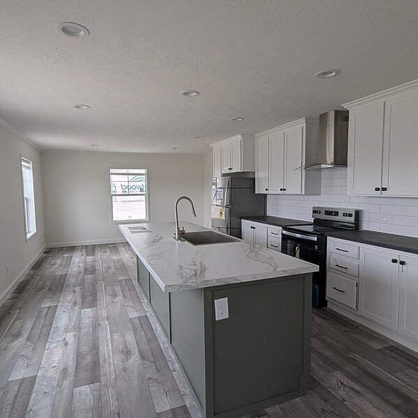 Heritage Pointe / 32603D Interior 83658