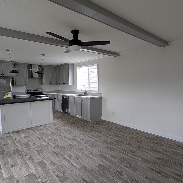 Palm Harbor Limited / 16763T Interior 83665