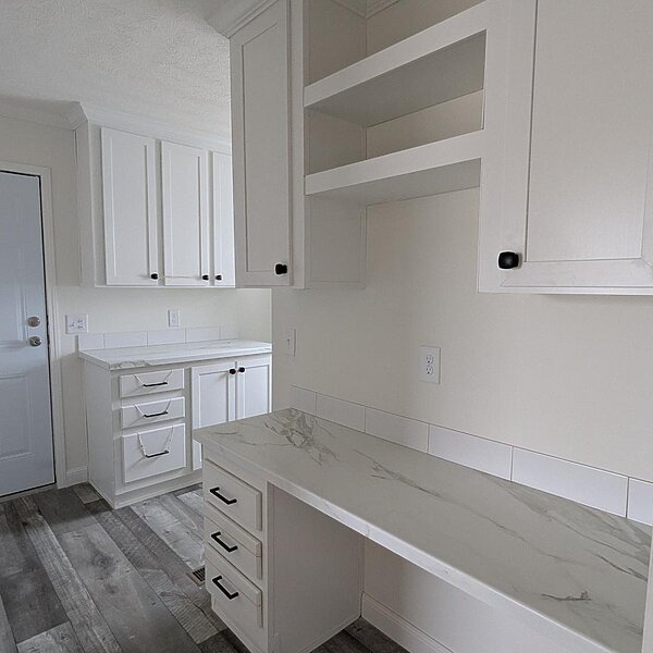 Palm Harbor Limited / 28563T Interior 83675