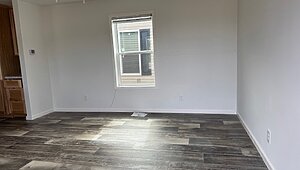 Landmark Singlewide / LM16763B (1L1028-V) Interior 84757