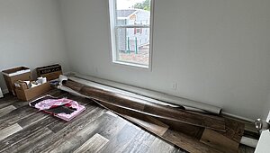 Landmark Singlewide / LM16763B (1L1028-V) Interior 84759