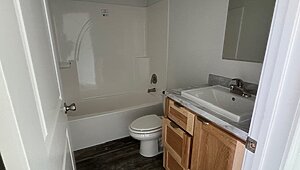 Landmark Singlewide / LM16763B (1L1028-V) Interior 84763