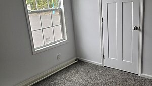 Dutch Elite / Pamlico 1660 Interior 84020