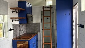 Tiny Home / The Decathlon Interior 90761