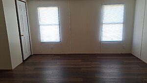 Lot #204 / Lot #204 Rent - $900 / Security Depsoit - $900 Interior 83404