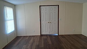 Lot #204 / Lot #204 Rent - $900 / Security Depsoit - $900 Interior 83405