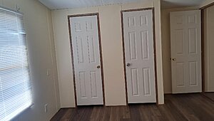 Lot #204 / Lot #204 Rent - $900 / Security Depsoit - $900 Interior 83406