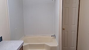 Lot #204 / Lot #204 Rent - $900 / Security Depsoit - $900 Interior 83411