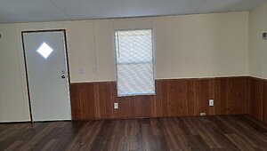 Lot #204 / Lot #204 Rent - $900 / Security Depsoit - $900 Interior 83397