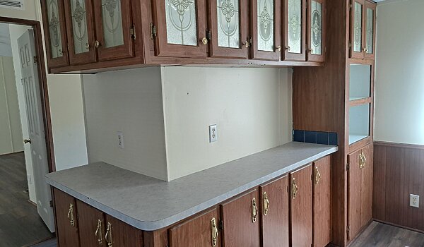 Lot #204 / Lot #204 Rent - $900 / Security Depsoit - $900 Interior 83401