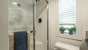 Park Model RV / The Bennington Bathroom 83997