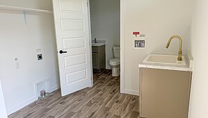 ARC / The Outlaw ARC3280-2018 Interior 88344
