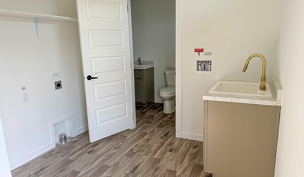 ARC / The Outlaw ARC3280-2018 Interior 88344