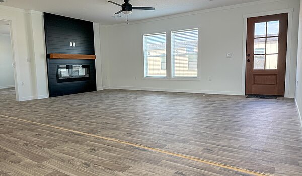 ARC / The Outlaw ARC3280-2018 Interior 88334