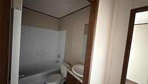 LOT MODEL BLOWOUT / Aspen TRT16763A Bathroom 91641