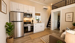 NEW CLAYTON LUXURY PARK MODEL / THE TOWNSEND #TH23057 Interior 91064