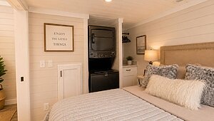 NEW CLAYTON LUXURY PARK MODEL / THE TOWNSEND #TH23057 Interior 91066