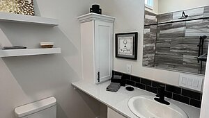 NEW GREAT OUTDOOR COTTAGES LUXURY PARK MODEL / THE 300 Interior 85255