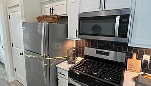 NEW GREAT OUTDOOR COTTAGES LUXURY PARK MODEL / THE 300 Interior 85250