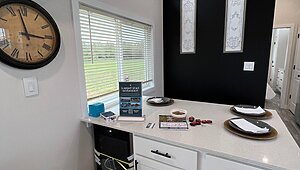 NEW GREAT OUTDOOR COTTAGES LUXURY PARK MODEL / THE 300 Interior 85251