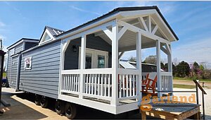 NEW AVERY CABIN CO LUXURY PARK MODEL / THE AVERY 127 #TH24089 Interior 89085