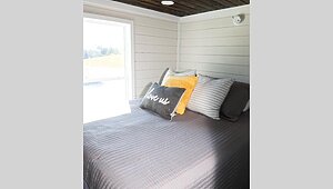 NEW AVERY CABIN CO LUXURY PARK MODEL / THE AVERY 127 #TH24089 Interior 89091