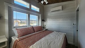 NEW CLAYTON LUXURY PARK MODEL / THE KINLOCK Interior 85302