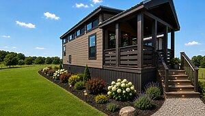 New 2024 CLAYTON PARK MODELS / THE STUDIO SUITE #TH24086 Exterior 90926