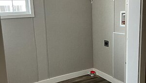 Brave Series / The Justice Interior 88079