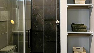 Evolution Series / Taylor III Bathroom 82364