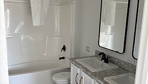 Encore / Montgomery 54ENC32623AH Interior 90068