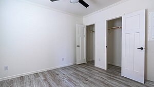 Innovation / The Broaddus Bedroom 83594