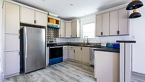 Innovation / The Broaddus Kitchen 83592