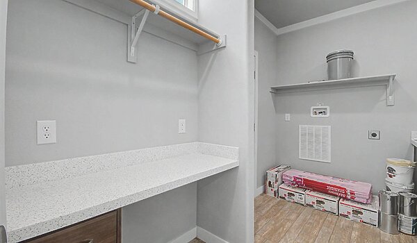 Platinum / The Meadow PU32563A Bathroom 90675