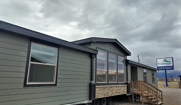 Pinehurst / 2506 Exterior 85073