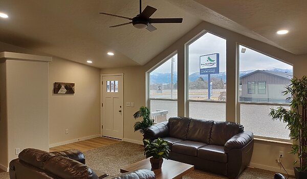 Cedar Canyon / 2020 Interior 85065