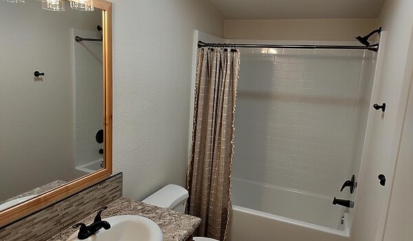 Cedar Canyon / 2020 Interior 85071