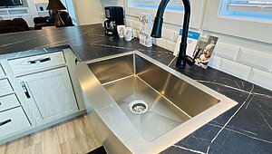 Residence / Hill St 5628-MS020-1SECT 81RDH28563DH Interior 84464