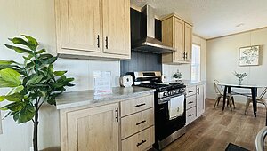 Epic Journey / Hudson 96CEJ16763IH Interior 84547