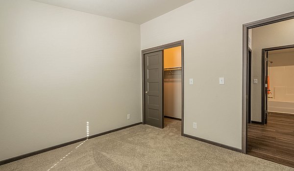 SOLD / BellaVista Glenwood Bedroom 62104