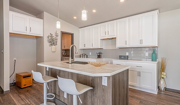 SOLD / BellaVista Glenwood Bathroom 62092