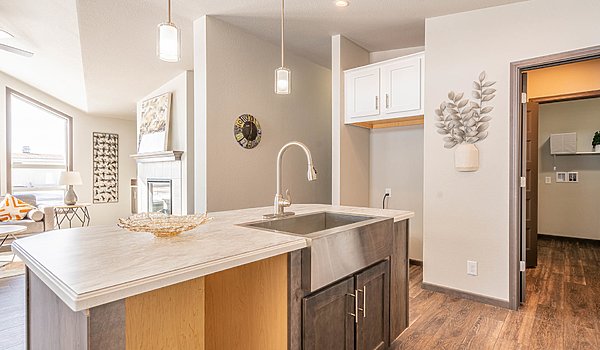 SOLD / BellaVista Glenwood Kitchen 62095