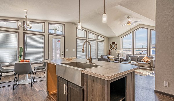 SOLD / BellaVista Glenwood Kitchen 62096