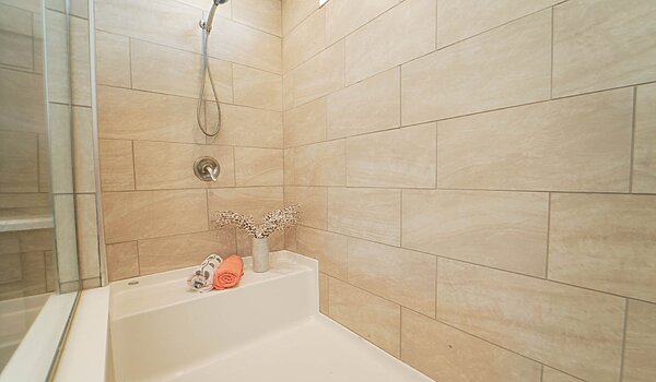 CALL FOR SALE PRICING / Premier Hazel Bathroom 72722