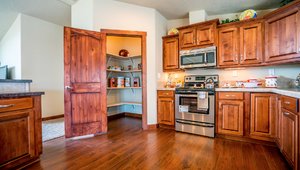 Peter's Homes / The Classic Cherry II Kitchen 3507