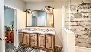 SOLD / Marlette Special The Country Charmer Bathroom 51420