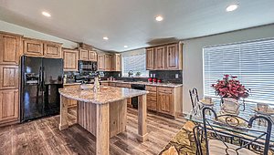 SOLD / Columbia River Collection Multi-Section The Venice Kitchen 51454