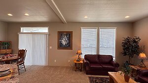 Clayton Hermiston / Bear Lodge Interior 89962